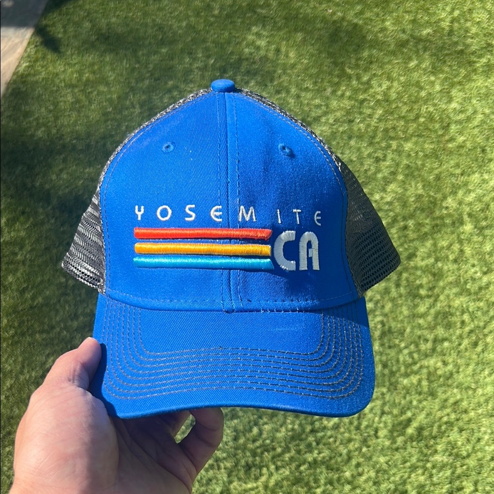 Oura Gray and Blue Trucker Hat